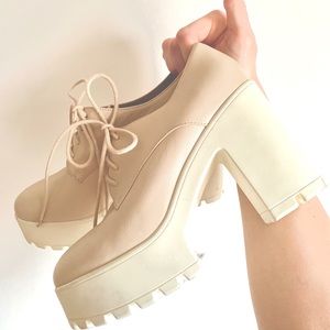 Platform tie up shoes